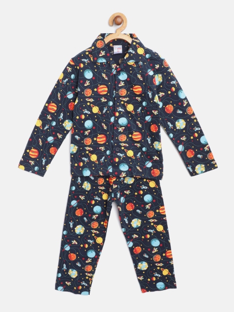 NAUTI KIDZ Boys Navy Blue & Mustard Yellow Conversational Print Pure Cotton Pyjamas Set
NAUTI KIDZ Boys Navy Blue & Mustard Yellow Conversational Print Pure Cotton Pyjamas Set