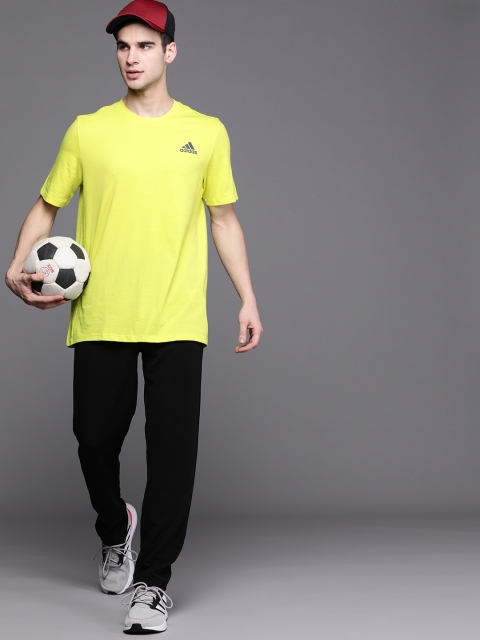 ADIDAS Men Fluorescent Green & Black Brand Logo Printed Training Designed2Move Prime Tee
ADIDAS Men Fluorescent Green & Black Brand Logo Printed Training Designed2Move Prime Tee