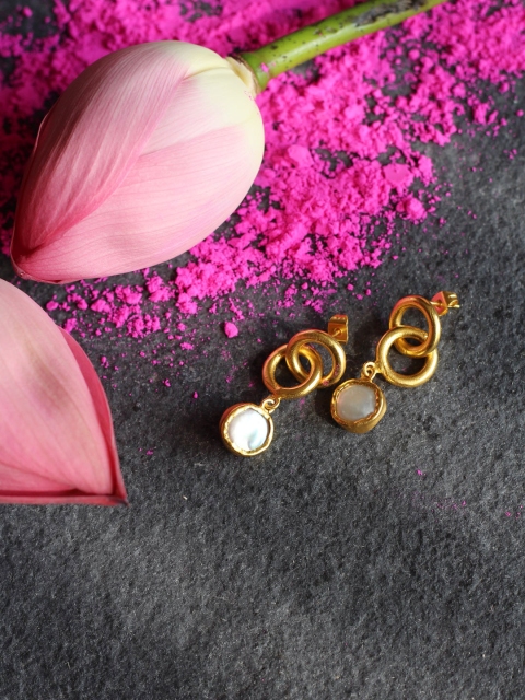 Amaltaas 22K Gold-Plated & White Stone Studded Handcrafted Circular Drop Earrings
Amaltaas 22K Gold-Plated & White Stone Studded Handcrafted Circular Drop Earrings