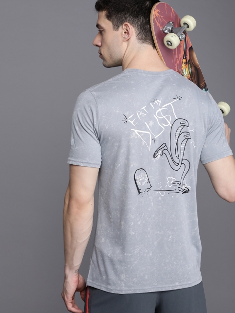 UNDER ARMOUR Men Grey & Black Run Your Face Off Dust Short Sleeve Graphic Print T-shirt
UNDER ARMOUR Men Grey & Black Run Your Face Off Dust Short Sleeve Graphic Print T-shirt