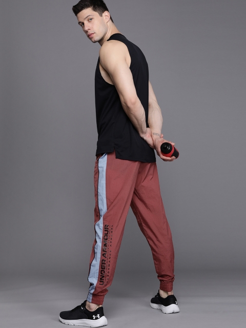 UNDER ARMOUR Men Maroon Solid Woven Joggers