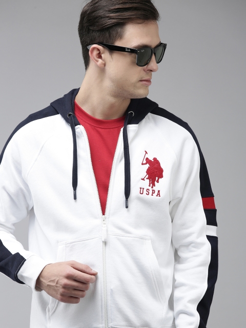 U.S. Polo Assn. Men White & Navy Blue Brand Logo Embroidered Pure Cotton Hooded Sweatshirt
U.S. Polo Assn. Men White & Navy Blue Brand Logo Embroidered Pure Cotton Hooded Sweatshirt