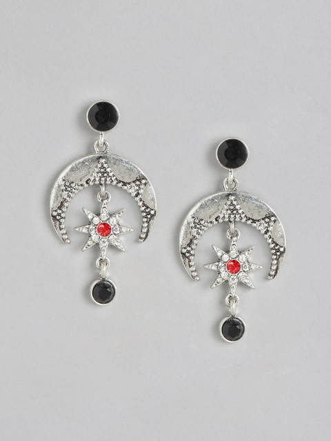 DressBerry Black & Red Oxidised Silver-Plated Stone-Studded Crescent Shaped Drop Earrings
DressBerry Black & Red Oxidised Silver-Plated Stone-Studded Crescent Shaped Drop Earrings