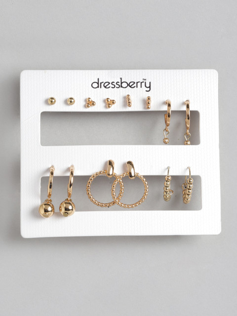 DressBerry Set of 7 Gold-Plated Earrings 
DressBerry Set of 7 Gold-Plated Earrings