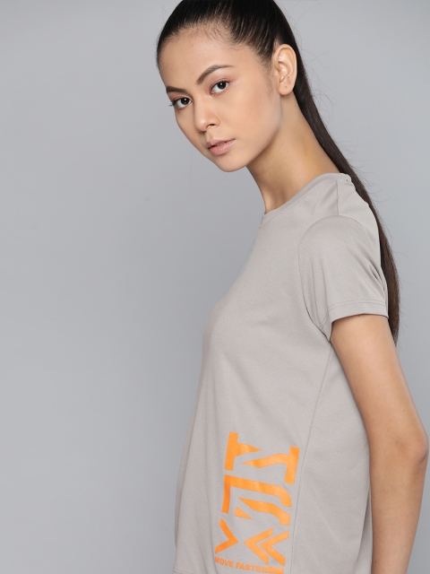 HRX By Hrithik Roshan Running Women Wet Weather Rapid-Dry Brand Carrier T-shirt, Grey
HRX By Hrithik Roshan Running Women Wet Weather Rapid-Dry Brand Carrier T-shirt, Grey