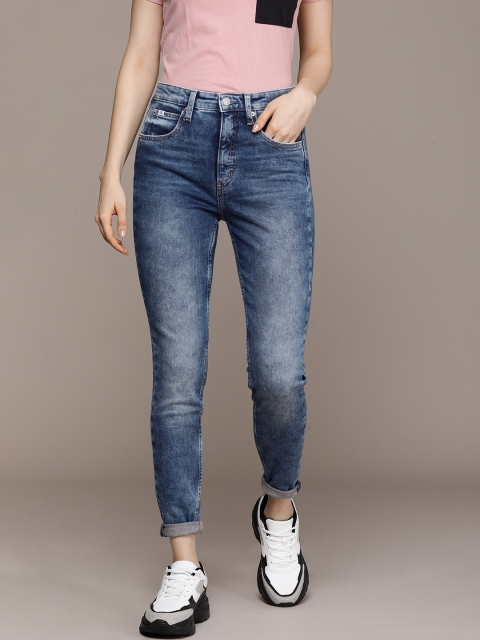 Calvin Klein Jeans Women Blue Super Skinny Fit High-Rise Light Fade Stretchable Jeans
Calvin Klein Jeans Women Blue Super Skinny Fit High-Rise Light Fade Stretchable Jeans