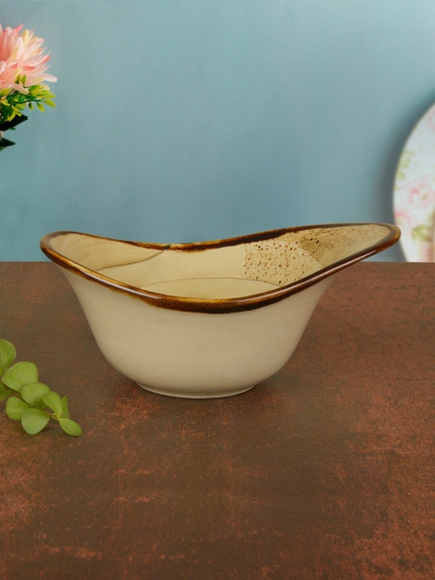 StyleMyWay Beige & Brown Handmade Spray Oval Studio Pottery Streak Ceramic Serving Bowl
StyleMyWay Beige & Brown Handmade Spray Oval Studio Pottery Streak Ceramic Serving Bowl