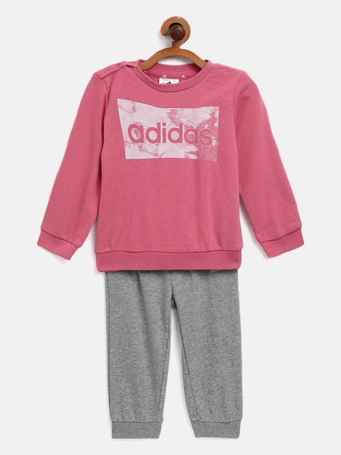 ADIDAS Kids Pink & White Brand Logo Print Essentials Sustainable Sweatshirt & Pants
ADIDAS Kids Pink & White Brand Logo Print Essentials Sustainable Sweatshirt & Pants