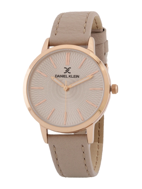 Daniel Klein Women Grey Dial & Leather Wrap Around Straps Analogue Watch DK.1.12787-4
Daniel Klein Women Grey Dial & Leather Wrap Around Straps Analogue Watch DK.1.12787-4