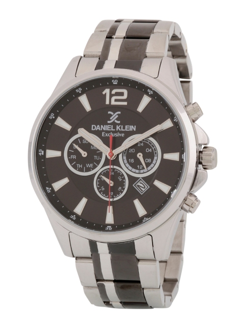 Daniel Klein Men Gunmetal-Toned Dial & Silver Toned Stainless Steel Bracelet Style Straps Analogue Watch, Black
Daniel Klein Men Gunmetal-Toned Dial & Silver Toned Stainless Steel Bracelet Style Straps Analogue Watch, Black