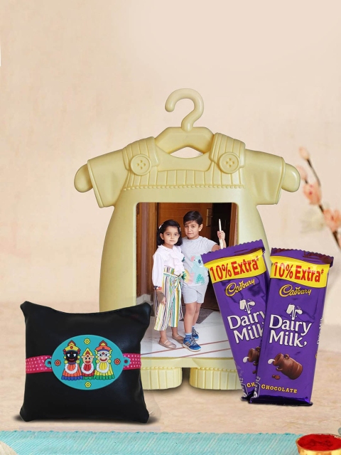 TIED RIBBONS Rakhi Return Gift for Sister with Table-Top Photo Frame Combo Gift Set, Multi
TIED RIBBONS Rakhi Return Gift for Sister with Table-Top Photo Frame Combo Gift Set, Multi