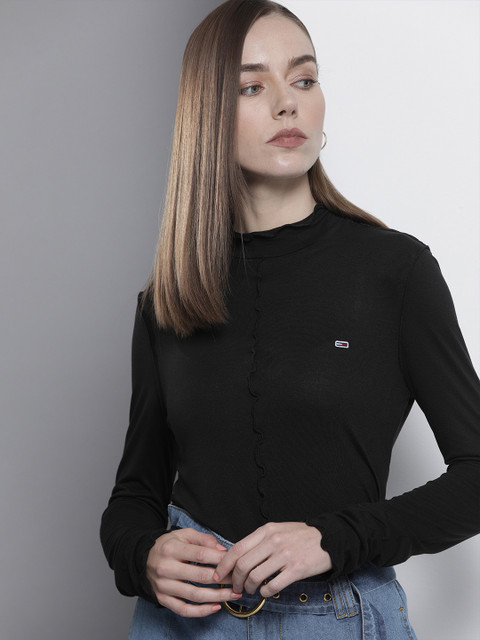 Tommy Hilfiger Black Lettuce Edge Top 
Tommy Hilfiger Black Lettuce Edge Top
