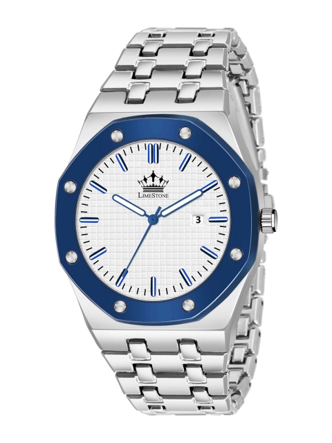 LIMESTONE Men White Brass Dial & Steel Toned Bracelet Style Straps Analogue Watch, Silver
LIMESTONE Men White Brass Dial & Steel Toned Bracelet Style Straps Analogue Watch, Silver