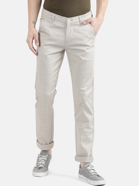 V2 Value & Variety Men Beige Chinos Trousers