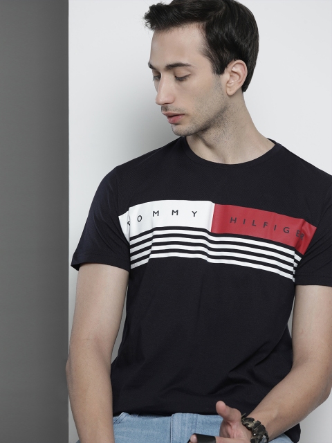 Tommy Hilfiger Men Navy Blue White Striped Organic Cotton Pure Cotton Organic Cotton T-shirt
Tommy Hilfiger Men Navy Blue White Striped Organic Cotton Pure Cotton Organic Cotton T-shirt