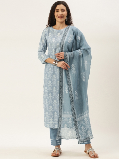 shiloh Women Grey & White Ethnic Motifs Printed Gotta Patti Kurta with Trousers & Dupatta
shiloh Women Grey & White Ethnic Motifs Printed Gotta Patti Kurta with Trousers & Dupatta