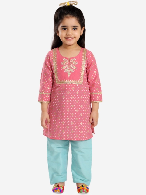 Lil Peacock Girls Coral & Gold Ethnic Motifs Embroidered Regular Kurta With Palazzos
Lil Peacock Girls Coral & Gold Ethnic Motifs Embroidered Regular Kurta With Palazzos