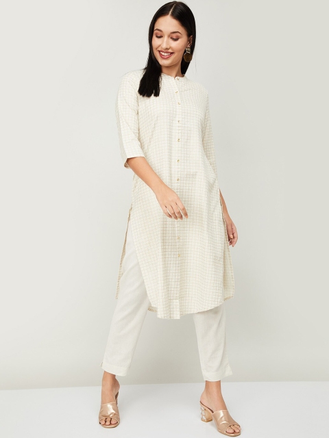 Melange by Lifestyle Women Off White Angrakha Pure Cotton Kurti with Trousers & With Dupatta
Melange by Lifestyle Women Off White Angrakha Pure Cotton Kurti with Trousers & With Dupatta