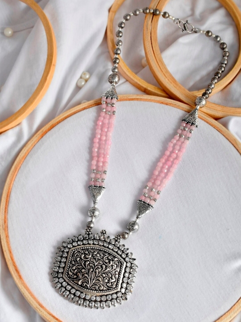 Infuzze Women Pink & Silver-Toned Artificial Beaded Oxidised Statement Necklace
Infuzze Women Pink & Silver-Toned Artificial Beaded Oxidised Statement Necklace