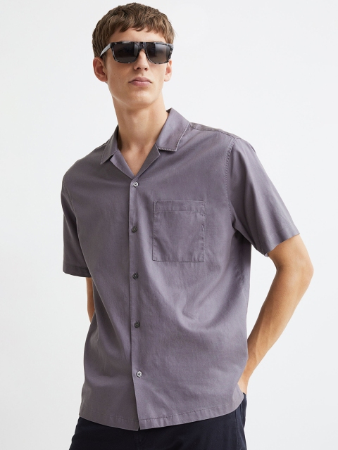 H&M Men Grey Solid Regular Fit Resort Shirt