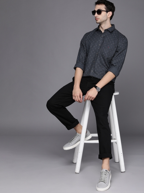 Louis Philippe Sport Men Charcoal Grey & White Self Design Pure Cotton Slim Fit Shirt
Louis Philippe Sport Men Charcoal Grey & White Self Design Pure Cotton Slim Fit Shirt