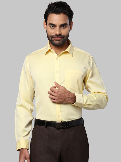 Next Look Men Yellow Opaque Formal Shirt
Next Look Men Yellow Opaque Formal Shirt