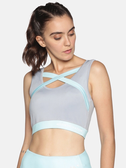 AESTHETIC NATION Grey & Turquoise Blue Non Wired Full Coverage Dry Fit Workout Bra
AESTHETIC NATION Grey & Turquoise Blue Non Wired Full Coverage Dry Fit Workout Bra