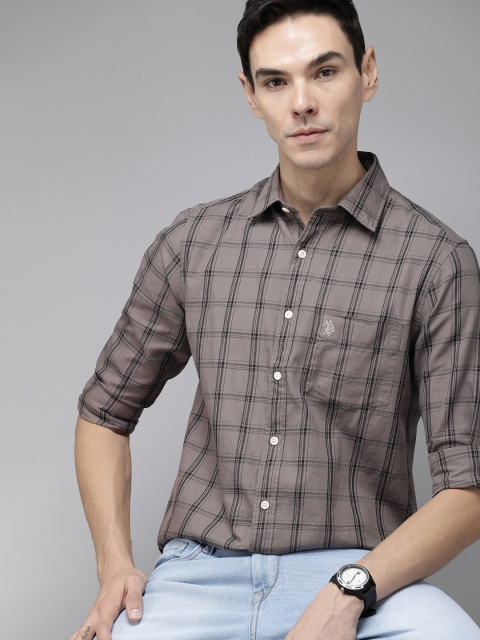 U S Polo Assn Men Brown Tailored Fit Gingham Checked Pure Cotton Formal Shirt
U S Polo Assn Men Brown Tailored Fit Gingham Checked Pure Cotton Formal Shirt