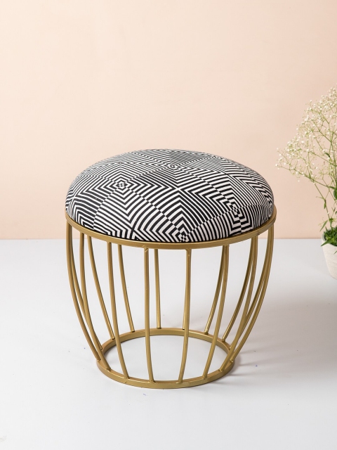 nestroots Black & White Round Shape Metallic Sitting Storage Ottoman Organiser
nestroots Black & White Round Shape Metallic Sitting Storage Ottoman Organiser