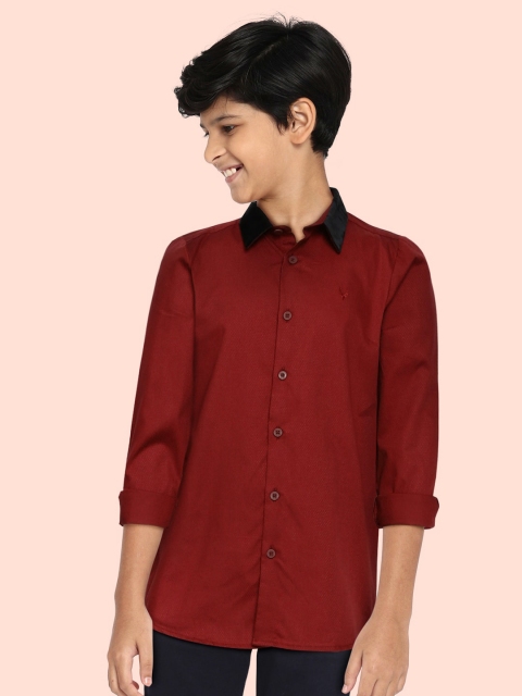 Allen Solly Junior Boys Maroon & Black Contrast Collar Slim Fit Pure Cotton Casual Shirt
Allen Solly Junior Boys Maroon & Black Contrast Collar Slim Fit Pure Cotton Casual Shirt