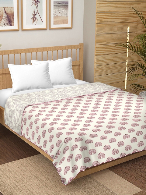 BELLA CASA White & Pink Geometric AC Room 180 GSM Pure Cotton Reversible Double Bed Dohar
BELLA CASA White & Pink Geometric AC Room 180 GSM Pure Cotton Reversible Double Bed Dohar