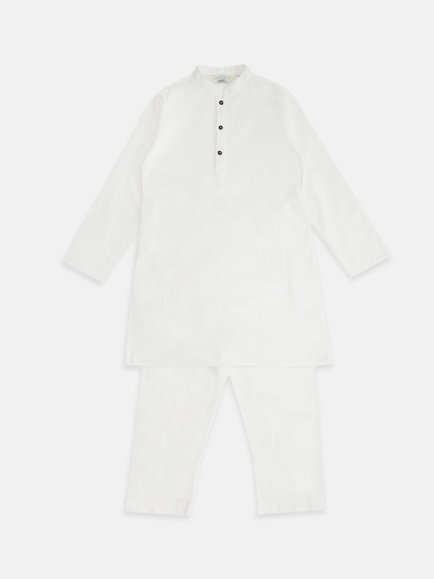 indus route by Pantaloons Boys Off White Regular Pure Cotton Kurta with Pyjamas
indus route by Pantaloons Boys Off White Regular Pure Cotton Kurta with Pyjamas