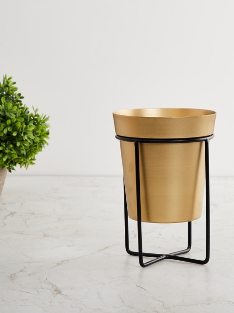Home Centre Gold-Toned & Black Fiesta Metal Planter With Stand