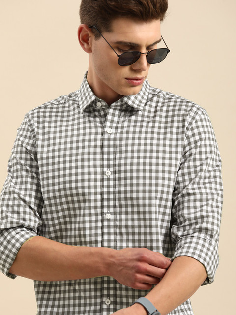 United Colors of Benetton Men Grey & White Slim Fit Gingham Checked Cotton Casual Shirt
United Colors of Benetton Men Grey & White Slim Fit Gingham Checked Cotton Casual Shirt