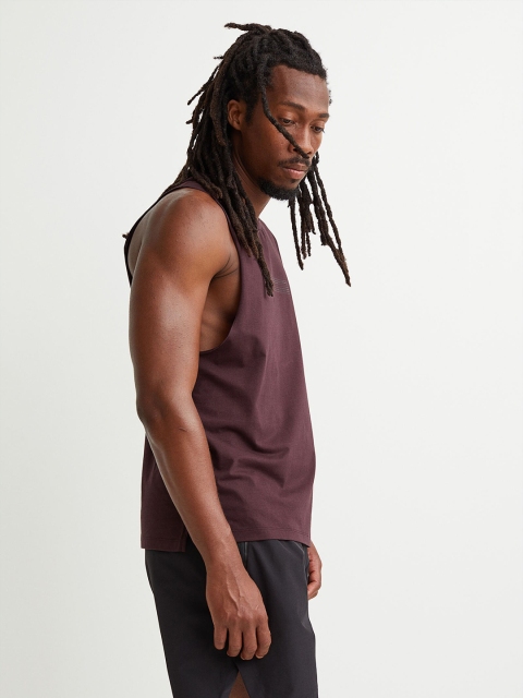 H&M Men Maroon Solid Relaxed Fit Sports Vest Top