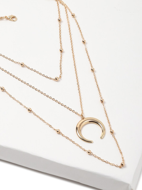 FOREVER 21 Gold-Toned Layered Necklace
FOREVER 21 Gold-Toned Layered Necklace