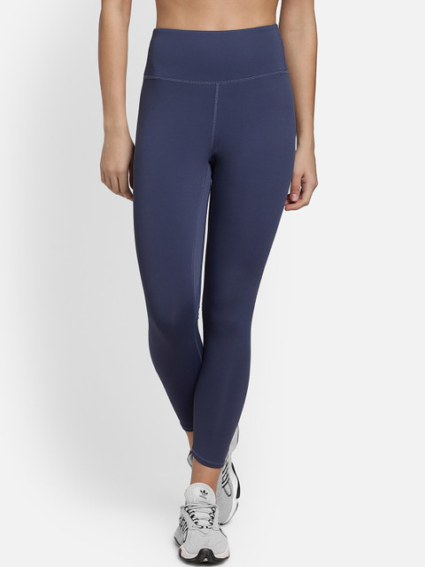 Bellofox Women Navy Blue Solid Rapid Dry Workout Tights
Bellofox Women Navy Blue Solid Rapid Dry Workout Tights