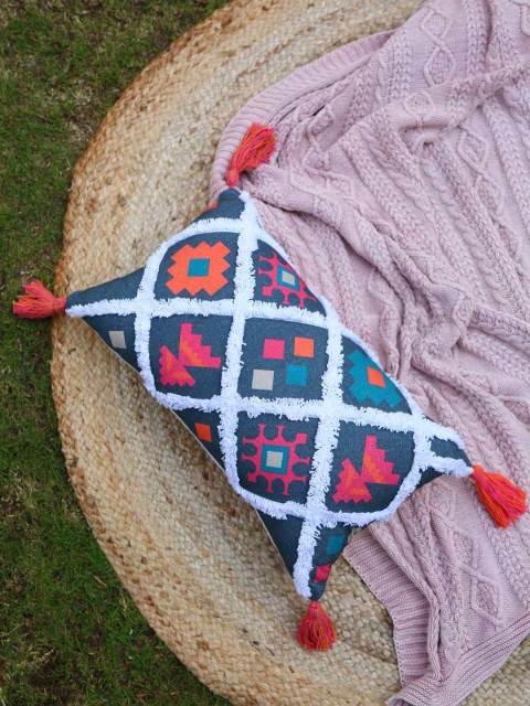 Amoliconcepts Multicoloured Geometric Tufting Cotton Rectangle Cushion Covers With Tassels, Multi
Amoliconcepts Multicoloured Geometric Tufting Cotton Rectangle Cushion Covers With Tassels, Multi