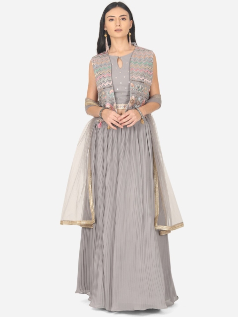 BOMBAY SELECTIONS Grey Embroidered Ready to Wear Lehenga & Blouse With Dupatta
BOMBAY SELECTIONS Grey Embroidered Ready to Wear Lehenga & Blouse With Dupatta