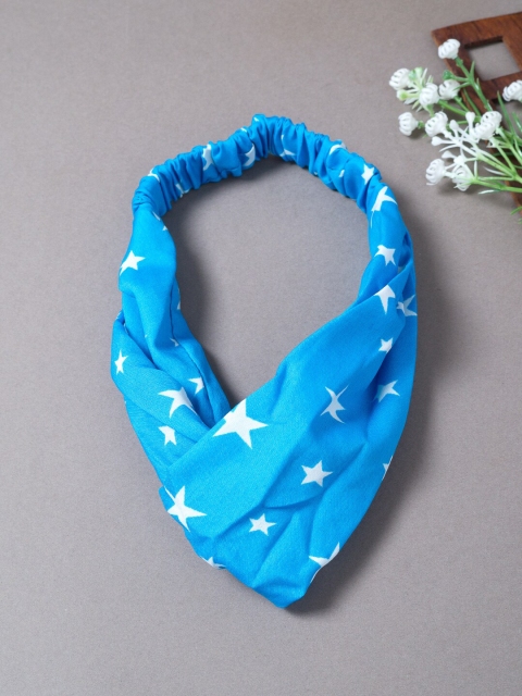 Golden Peacock Women Blue & White Geometic Printed Knot Designed Elasticated Headband
Golden Peacock Women Blue & White Geometic Printed Knot Designed Elasticated Headband