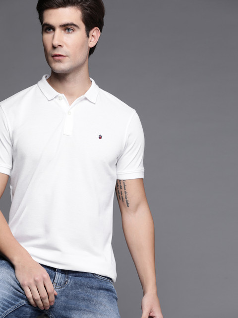 Louis Philippe Sport Men White Solid Slim Fit T-shirt 
Louis Philippe Sport Men White Solid Slim Fit T-shirt