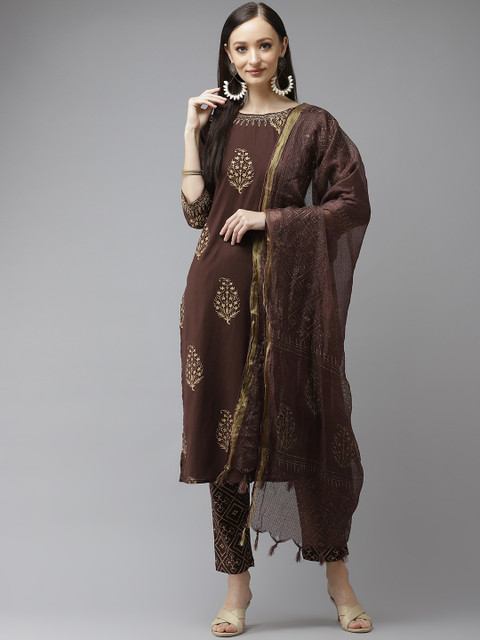 Yufta Women Brown Floral Printed Regular Beads and Stones Pure Cotton Kurta with Palazzos & With Dupatta
Yufta Women Brown Floral Printed Regular Beads and Stones Pure Cotton Kurta with Palazzos & With Dupatta