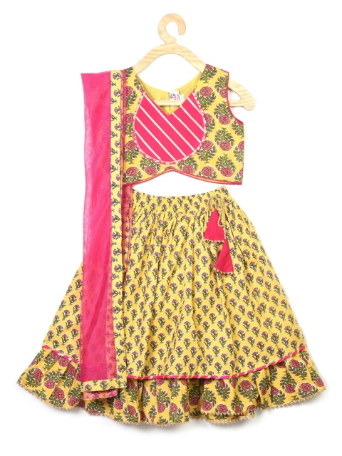 Kinder Kids Girls Yellow & Green Printed Ready to Wear Lehenga & Blouse With Dupatta
Kinder Kids Girls Yellow & Green Printed Ready to Wear Lehenga & Blouse With Dupatta