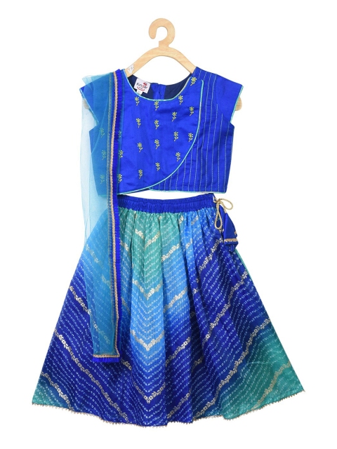 Kinder Kids Girls Blue & Silver-Toned Embroidered Ready to Wear Lehenga & Blouse With Dupatta
Kinder Kids Girls Blue & Silver-Toned Embroidered Ready to Wear Lehenga & Blouse With Dupatta
