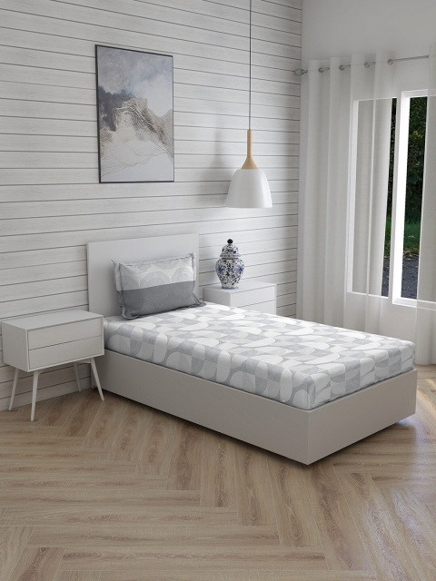 Boutique Living India Grey & White Geometric 120 TC Queen Bedsheet with 1 Pillow Covers
Boutique Living India Grey & White Geometric 120 TC Queen Bedsheet with 1 Pillow Covers
