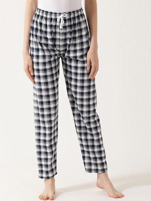 V2 Value & Variety Women Black & White Checked Lounge Pants 
V2 Value & Variety Women Black & White Checked Lounge Pants