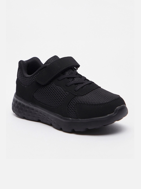 shoexpress Girls Black Training or Gym Non-Marking Shoes