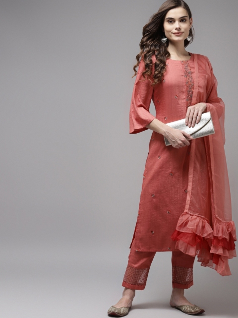 Indo Era Women Peach-Coloured Floral Embroidered Regular Kurta with Trousers & With Dupatta
Indo Era Women Peach-Coloured Floral Embroidered Regular Kurta with Trousers & With Dupatta