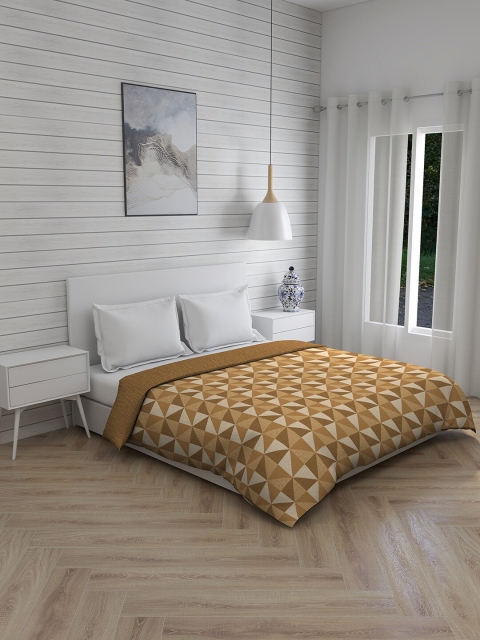 Boutique Living India Beige & Brown Geometric AC Room 120 GSM Double Bed Comforter
Boutique Living India Beige & Brown Geometric AC Room 120 GSM Double Bed Comforter