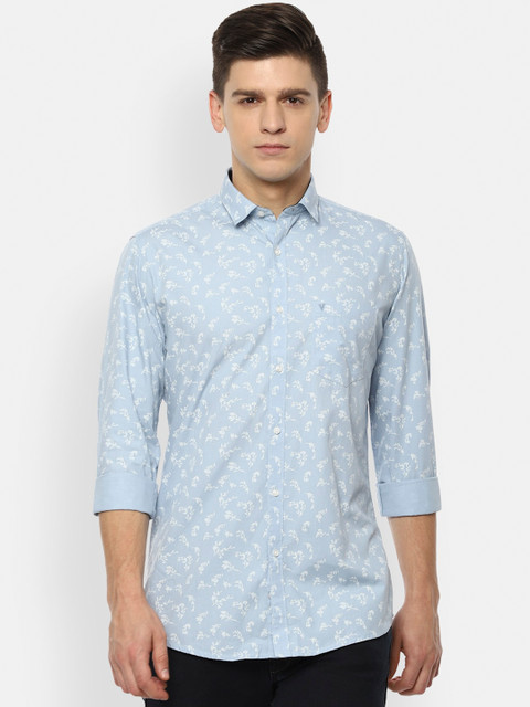 Van Heusen Sport Men Blue Slim Fit Floral Printed Casual Shirt
Van Heusen Sport Men Blue Slim Fit Floral Printed Casual Shirt